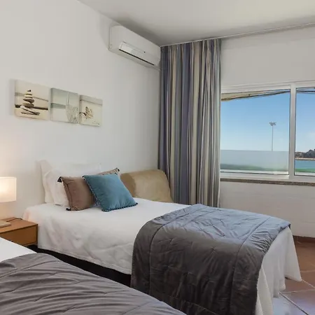 Pescadores Apartman *